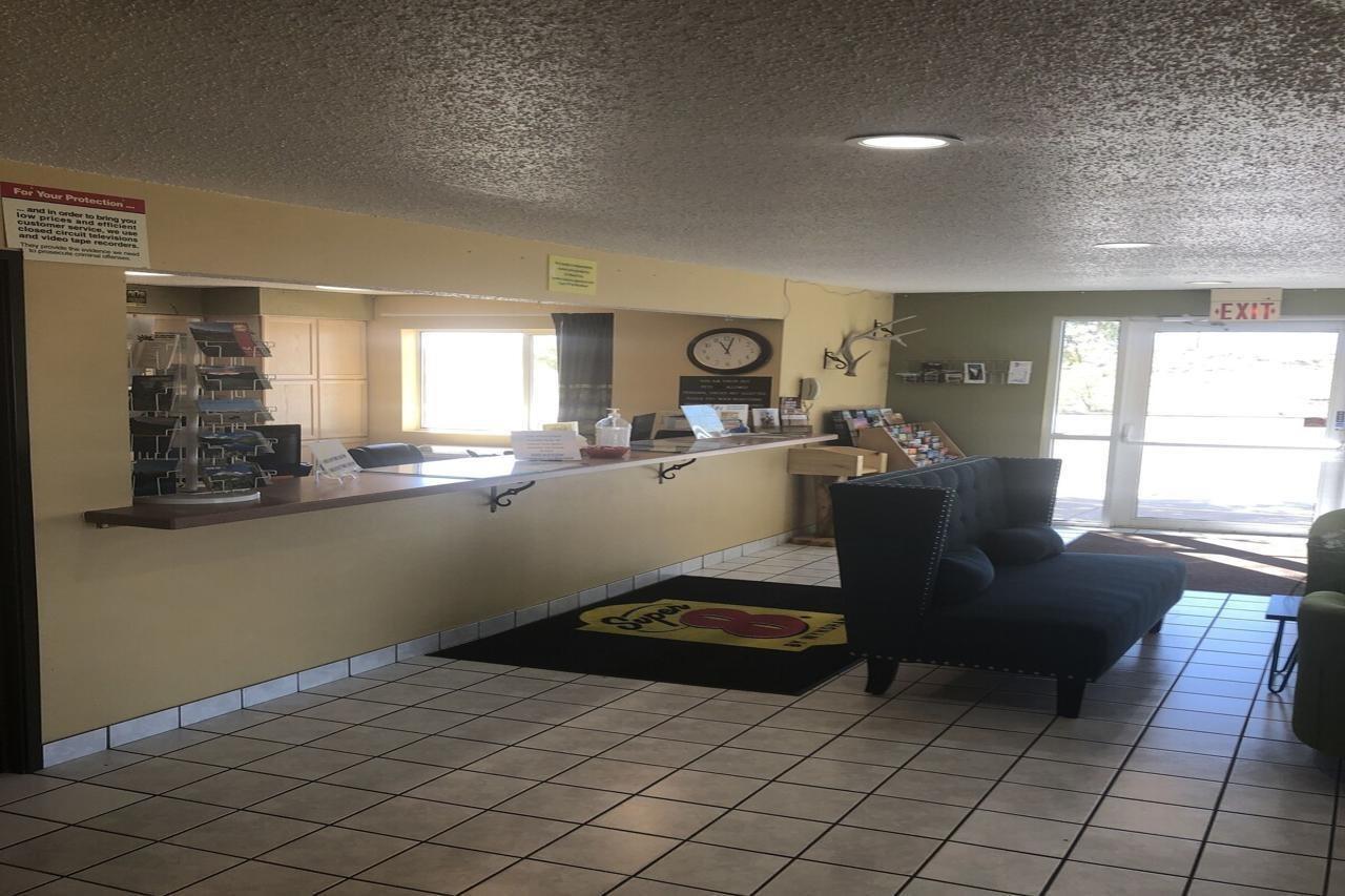 Super 8 By Wyndham Co Hotel 2*